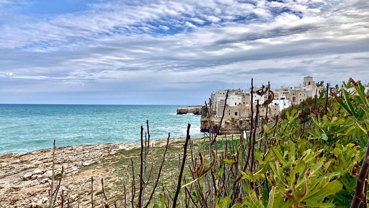 Casa Con Vista A Polignano A Mare Villa Bagian luar foto